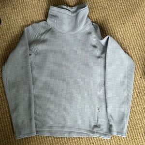Waffle-texture funnel neck top